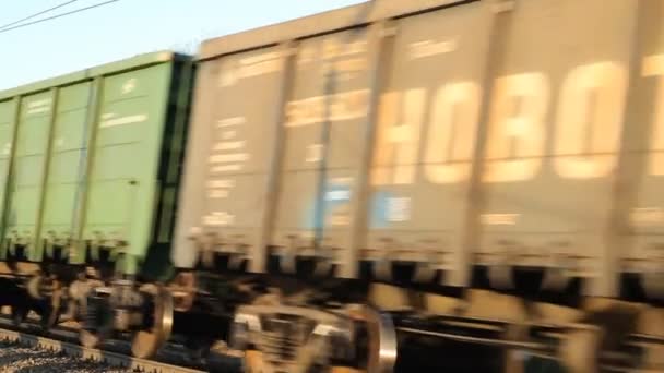 Ferrocarriles rusos. Locomotoras, vagones . — Vídeos de Stock