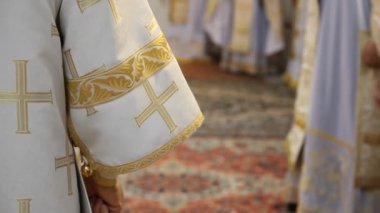 Rus Ortodoks Kilisesi. iç, simgeler, mum, yaşam.