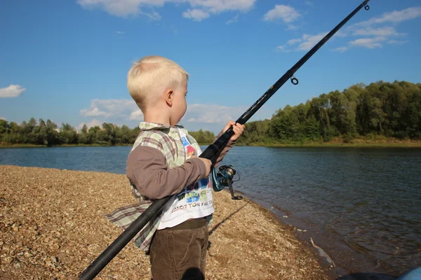 Boy fishing. fisherman — Stock Photo, Image