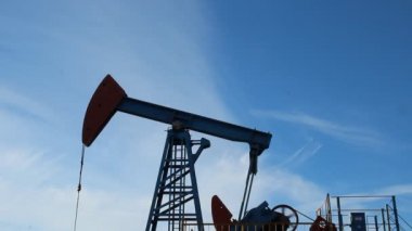 petrol üretimi. Yağ pompaları