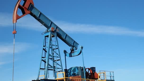 Produkce ropy. olejová čerpadla — Stock video
