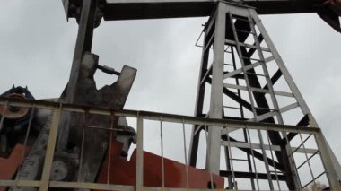petrol üretimi. Yağ pompaları