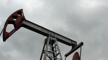 petrol üretimi. Yağ pompaları