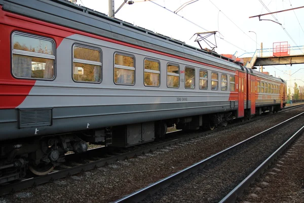 ロシアの鉄道。機関車、ワゴン — ストック写真