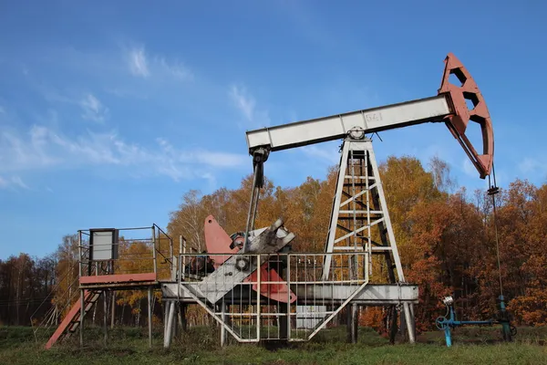 Produkce ropy. olejová čerpadla. Rusko — Stock fotografie