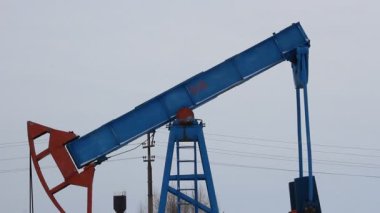 Kış petrol üretimi. Yağ pompaları