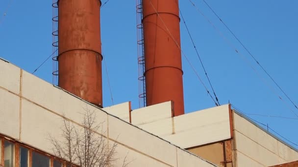 Thermal power plant, the smoke from the chimney. Generation, energy — Stock Video