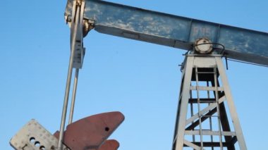 Kış petrol üretimi. Yağ pompaları