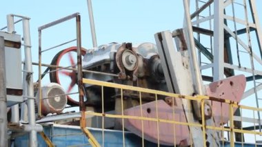 Kış petrol üretimi. Yağ pompaları