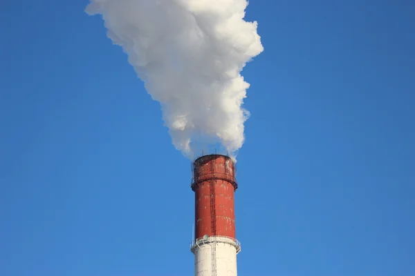 The smoke from the chimney — Stock Photo, Image