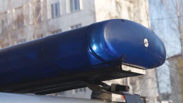 Coche de policía de señal azul — Vídeos de Stock