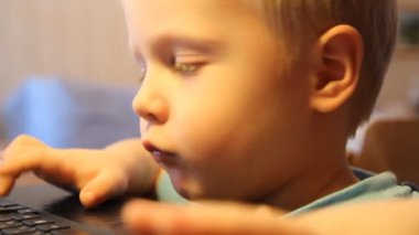 Çocuk oyun bilgisayar