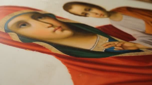 Vergine Maria con icona di Gesù — Video Stock