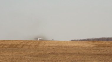 Ufa, Rusya Federasyonu - 16 Nisan: tupolev 134 utair Havayolları, kuyruk numarası ra-65055 kalkış Havaalanı ufa içinde Nisan, 2013 ufa, Rusya Federasyonu.
