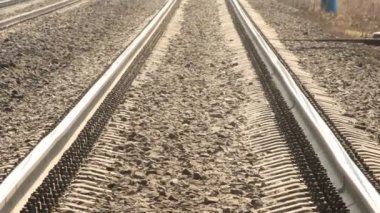 yük treni sıcak yaz gününde