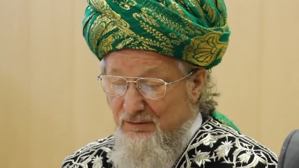 Talgat Tadzhuddin - chief Mufti of Russia — Stock Video