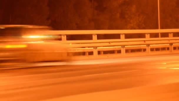 Autopista nocturna. verano — Vídeo de stock