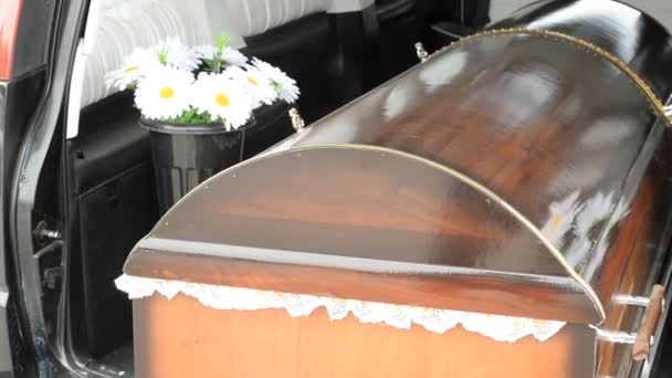 The coffin in a hearse — Stock Video