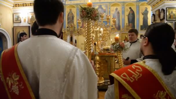 Russisch-orthodoxe Kirche, Ostern. Ostergottesdienst. — Stockvideo