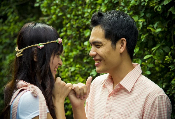 Lovely couple hold the hands together2 — Stock Photo, Image