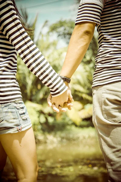 Lovely couple hold the hands2 — Stock Photo, Image