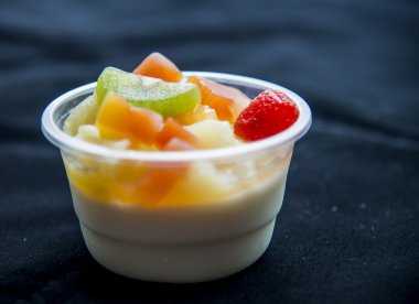 Jöleli muhallebi meyve salad7