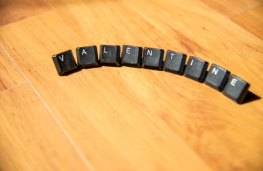 Laminat floor1 Sevgililer söz