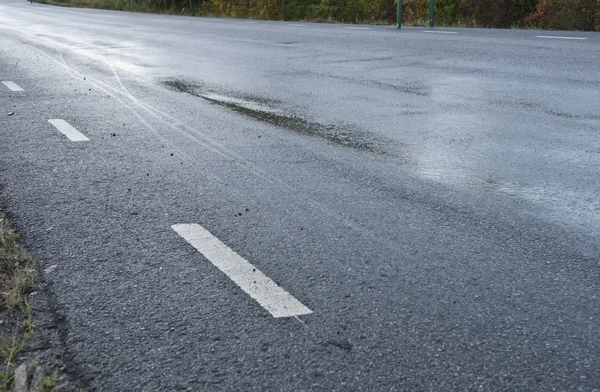 Treacherous icy road — Stock Photo, Image