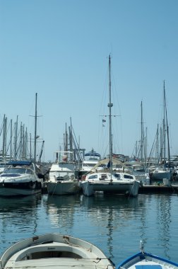 bir bağlantı noktası sailingboats