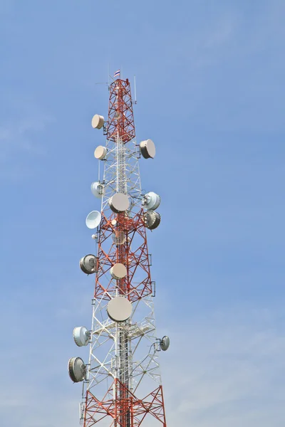 Antena satélite — Fotografia de Stock