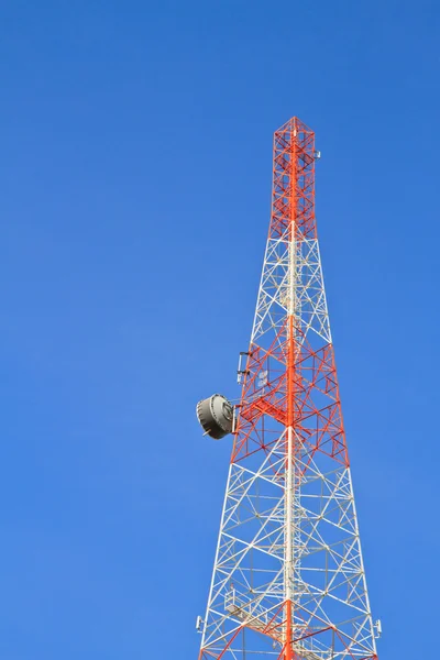 Torre de telecomunicações — Fotografia de Stock