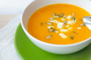 peynir ve balkabağı lezzetli kabak çorbası