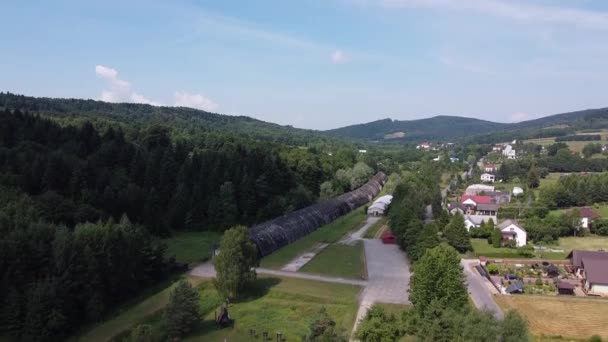 Vista aérea del refugio ferroviario en Stepin, Polonia — Vídeos de Stock