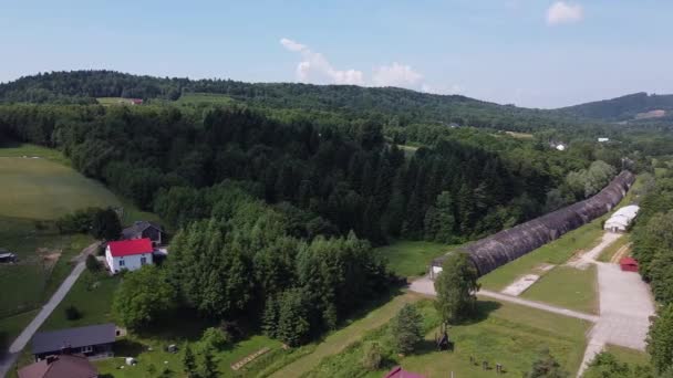 Αεροφωτογραφία του σιδηροδρομικού καταφυγίου στο Stepin, Πολωνία — Αρχείο Βίντεο
