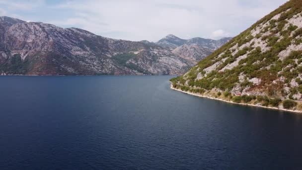 Increíble vista de la bahía de mar en la zona turística — Vídeos de Stock