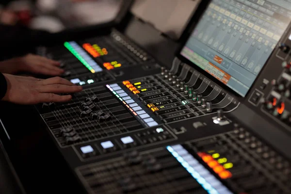 Sound Engineer Work Digital Mixing Console Live Event Selective Focus — Stock Photo, Image