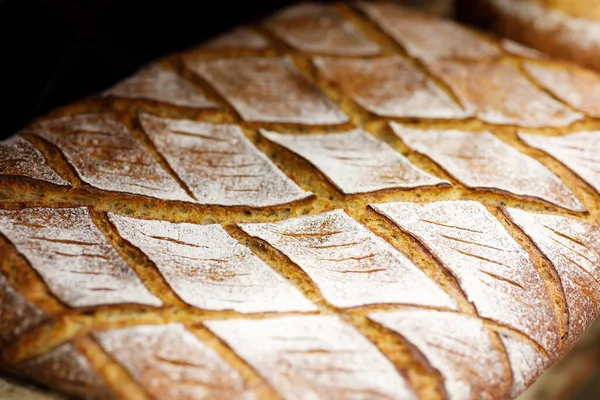Artisanský Bílý Bochník Chleba Selektivní Zaměření — Stock fotografie