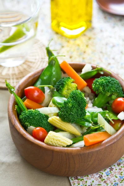 Broccoli, Beans and Barley salad — Stock Photo, Image