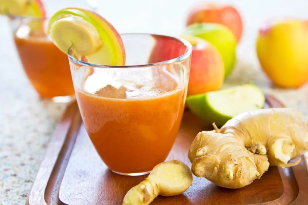 Carrot with Apple and Ginger juice — Stock Photo, Image