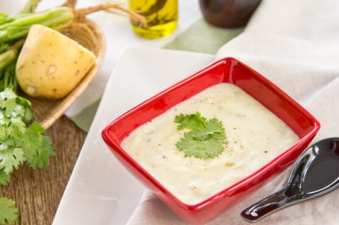 patates çorbası ile Somon