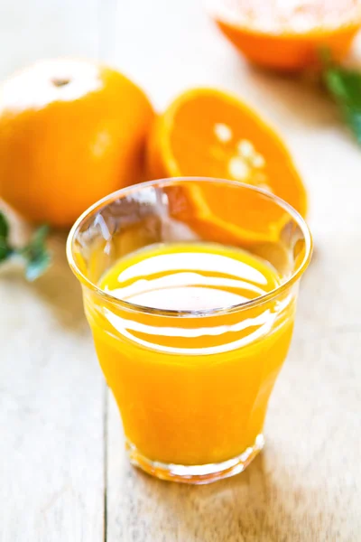 Färsk apelsinjuice — Stockfoto