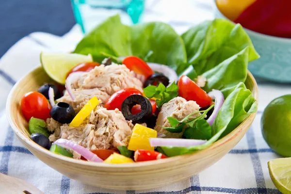 Salada de atum — Fotografia de Stock