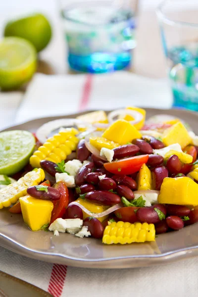 Beans with Mango and Feta cheese salad — Stock Photo, Image