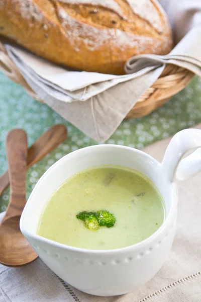 Brokkoli-Suppe — Stockfoto