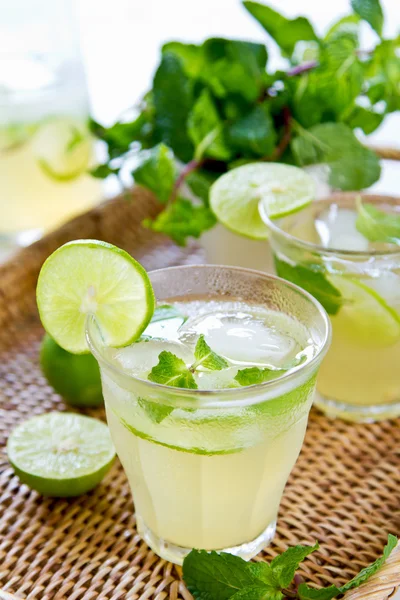 Limettensaft — Stockfoto