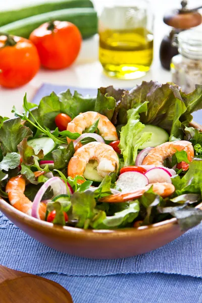 Prawn salad — Stock Photo, Image