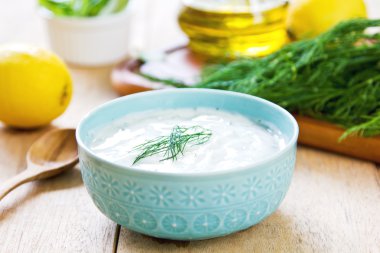 yoğurt sosu