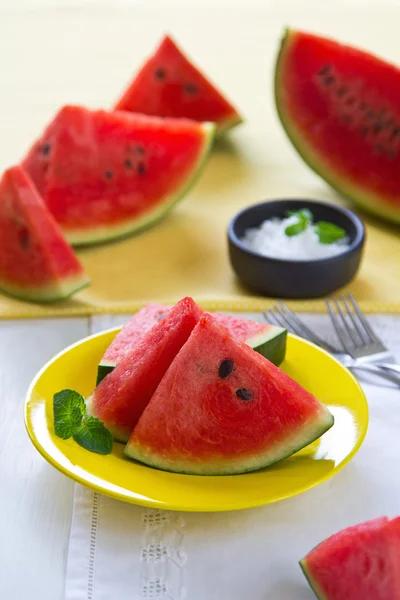 Vattenmelon skivor — Stockfoto