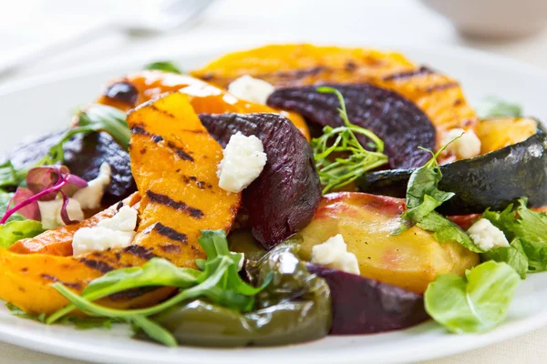 Grilled vegetables with feta cheese salad — Stock Photo, Image