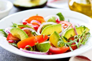nar ve roket salata avokado